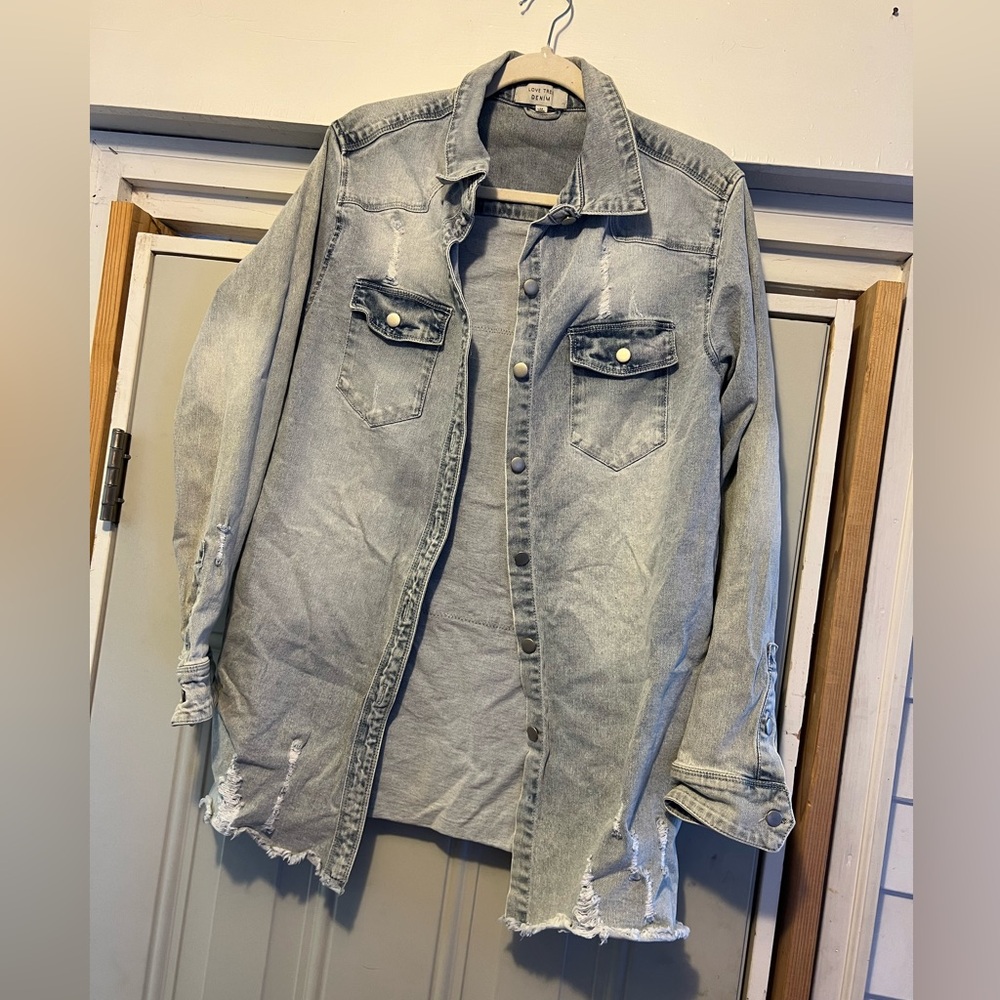 MN Distressed Denim Shirt Jacket